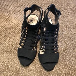 Vince Camuto “Evel” Leather Sandal